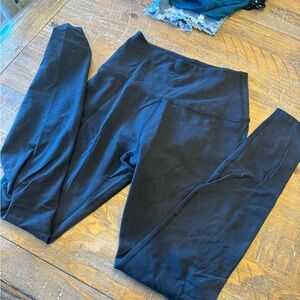 Beyond Yoga Classic Black Leggings